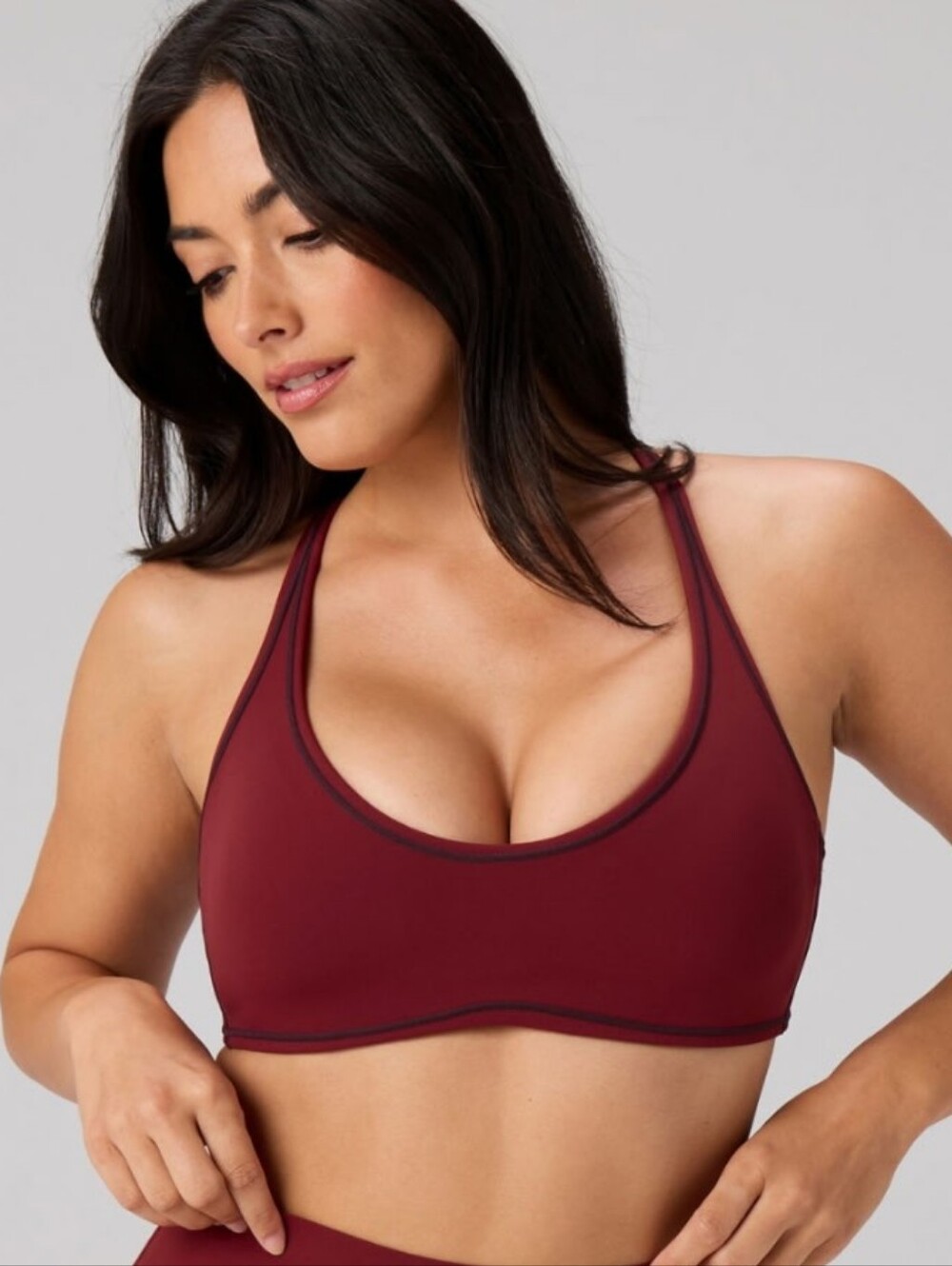Fabletics Samaria Scoop Neck Sports Bra in Burgundy